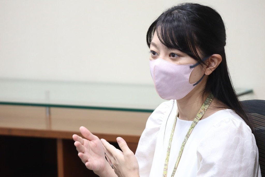 開発のコア業務への集中を目的として、 ホットラインを外部委託